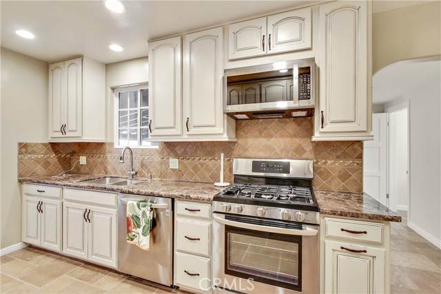 https://bt-photos.global.ssl.fastly.net/crisnet/orig_boomver_1_447665919-1.jpg