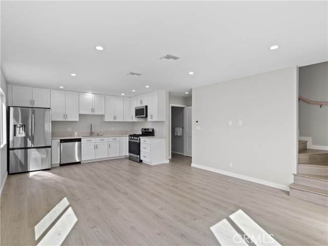 7318 Leescott Avenue - Photo 1