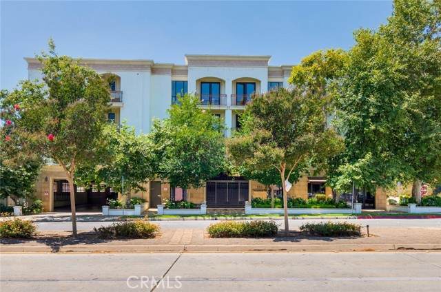 333 Hill Avenue - Photo 1
