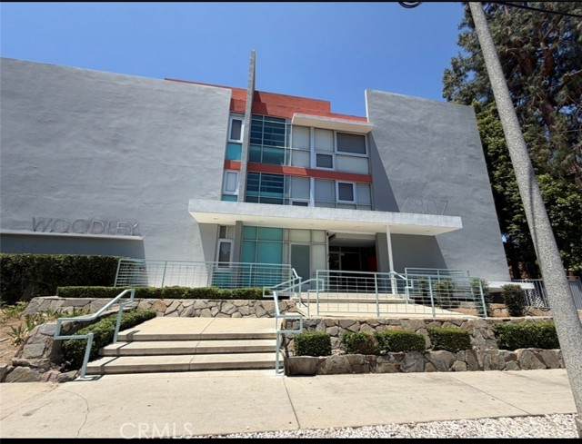 4807 Woodley Ave - Photo 1