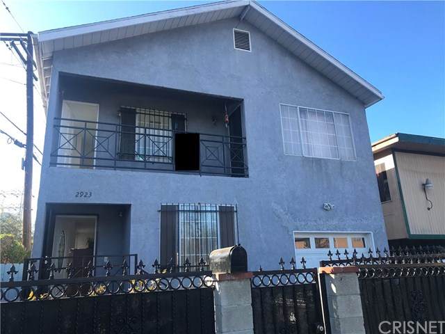 2923 Carmona Avenue - Photo 1