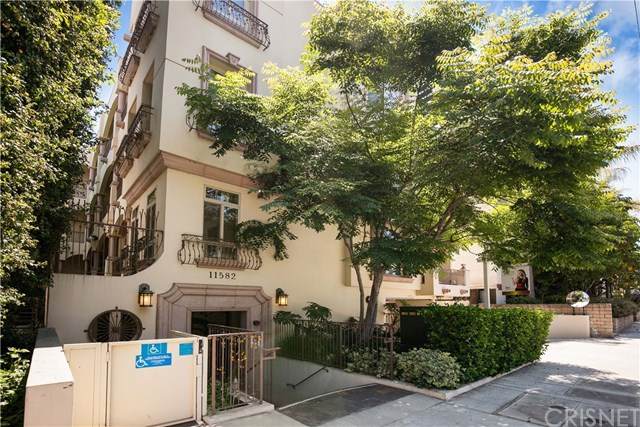 11582 Moorpark Street - Photo 1