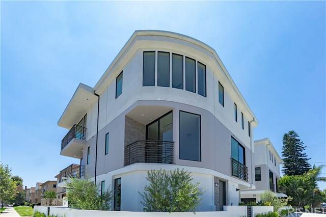 12102 Otsego Street - Photo 1