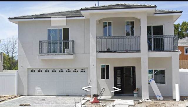 7435 Mclennan Avenue - Photo 1