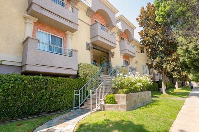 7035 Woodley Avenue - Photo 1