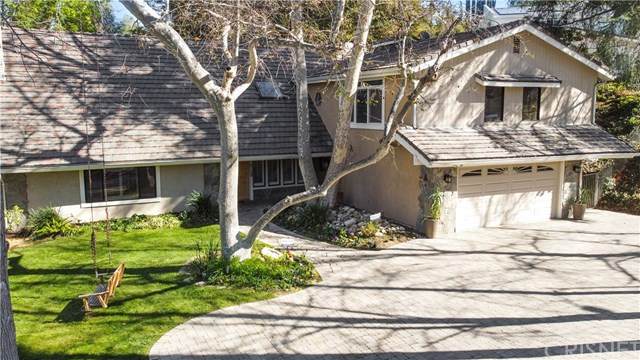 4726 Winnetka Avenue - Photo 1