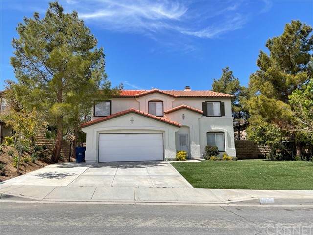 38729 Annette Avenue - Photo 1