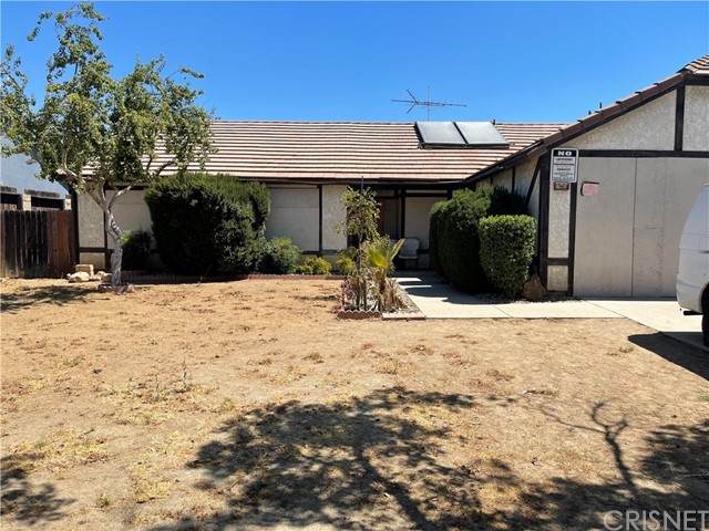 935 Driftwood Avenue - Photo 1