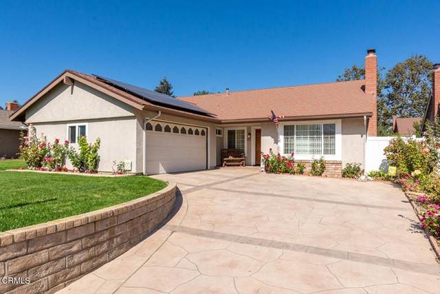 1024 Hickory View Circle - Photo 1