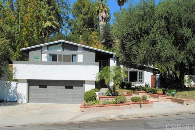22827 Sparrowdell Drive - Photo 1