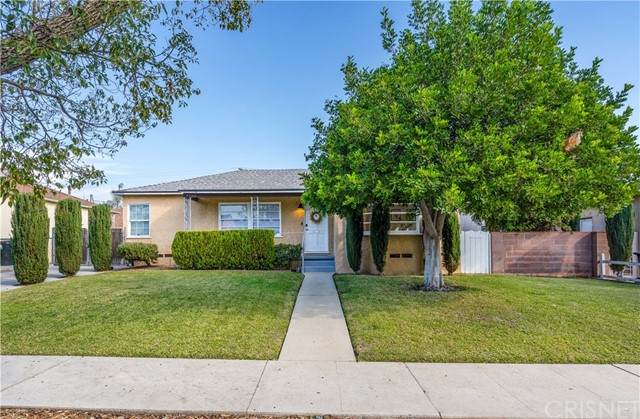 9920 Omelveny Avenue - Photo 1