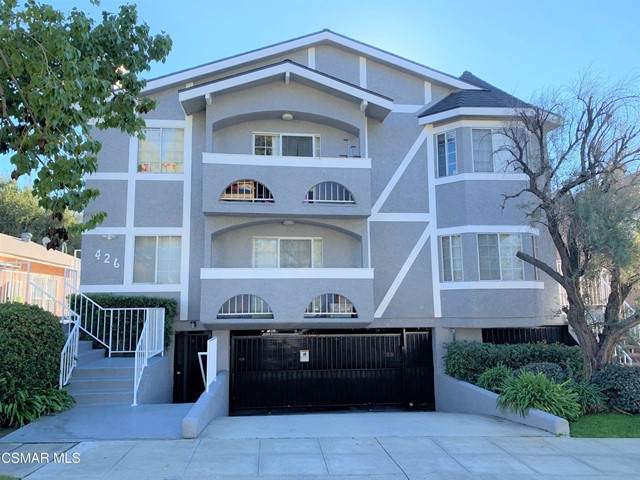 424 Cedar Avenue - Photo 1