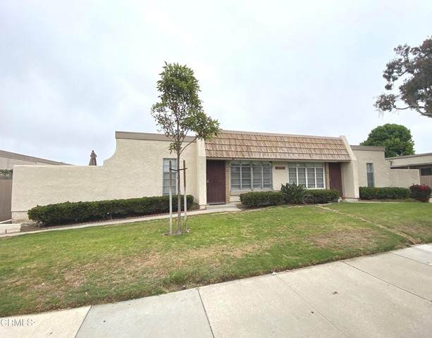 2951 Hemlock Street - Photo 1
