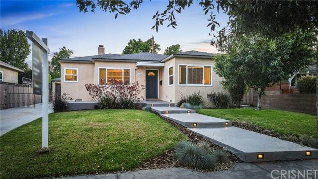 625 Beachwood Drive - Photo 1