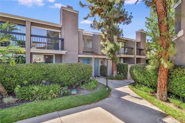 23553 Victory Boulevard - Photo 1