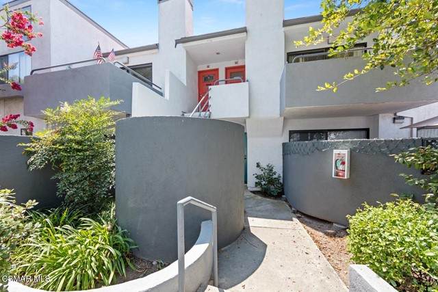 1209 Tivoli Lane - Photo 1