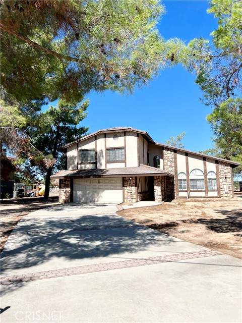 16818 Danbury Avenue - Photo 1