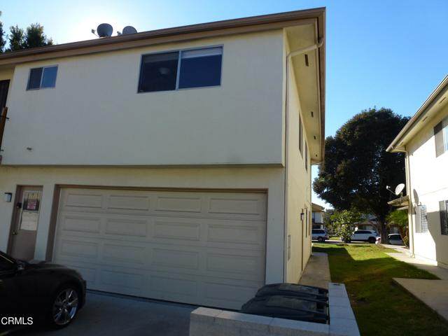 1208 Chalmette Avenue - Photo 1