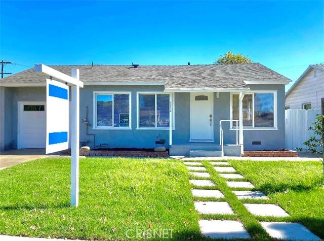 7512 Balboa Boulevard - Photo 1