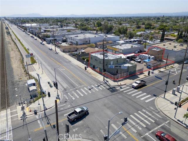 10615 San Fernando Road - Photo 1