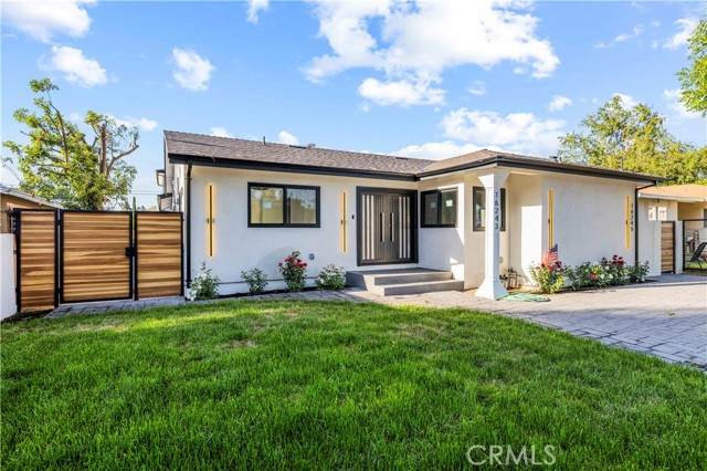 16243 Chatsworth Street - Photo 1
