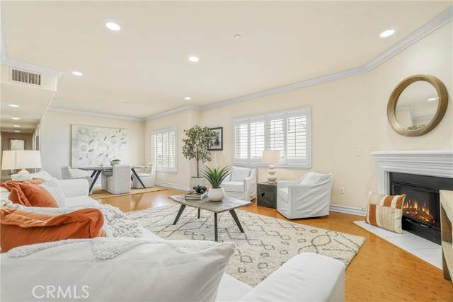 11923 Darlington Avenue - Photo 1