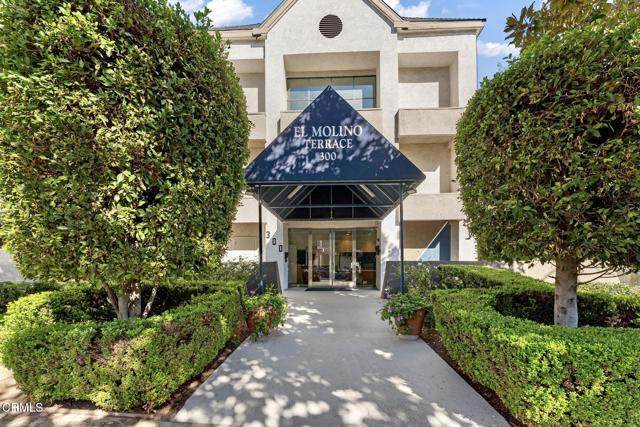 300 El Molino Avenue - Photo 1