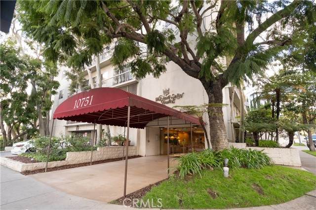 10751 Wilshire Boulevard - Photo 1