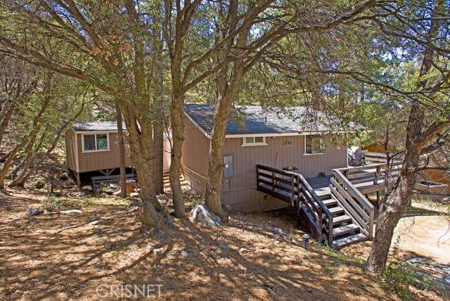 1825 Pilgrim Lane - Photo 1