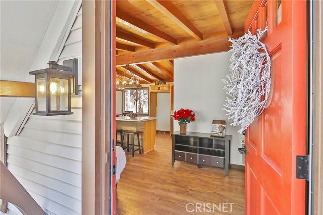 137 Rainbow Boulevard - Photo 1