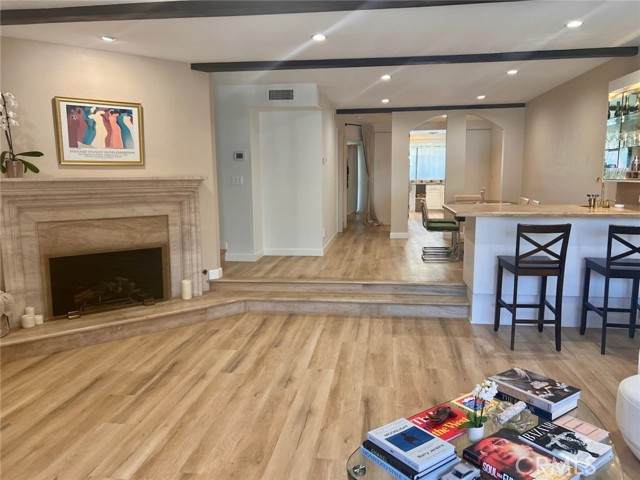 5346 Zelzah Avenue - Photo 1