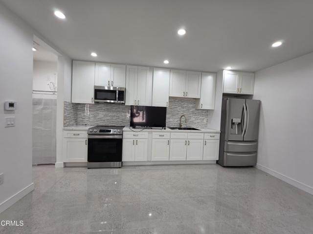 16034 San Fernando Mission Boulevard - Photo 1