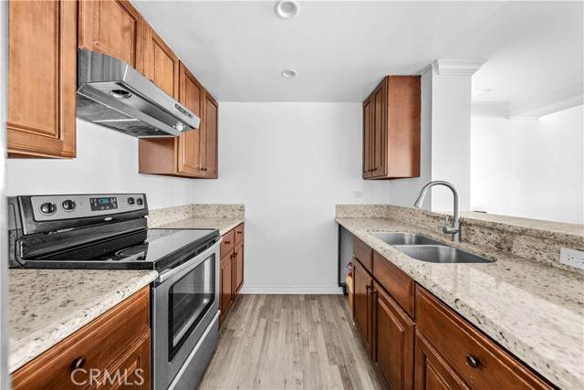 10535 Wilshire Boulevard - Photo 1