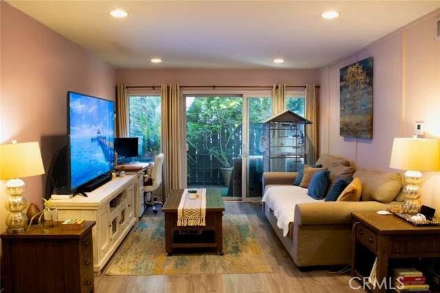 18645 Hatteras Street - Photo 1