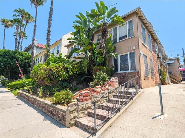 118 Manhattan Place - Photo 1