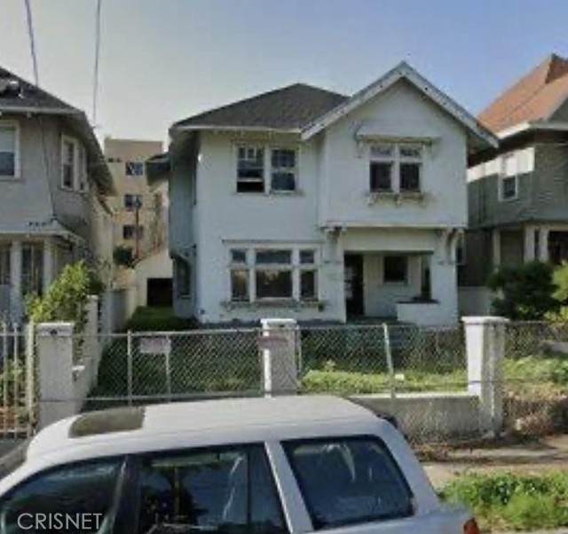 741 Columbia Avenue - Photo 1