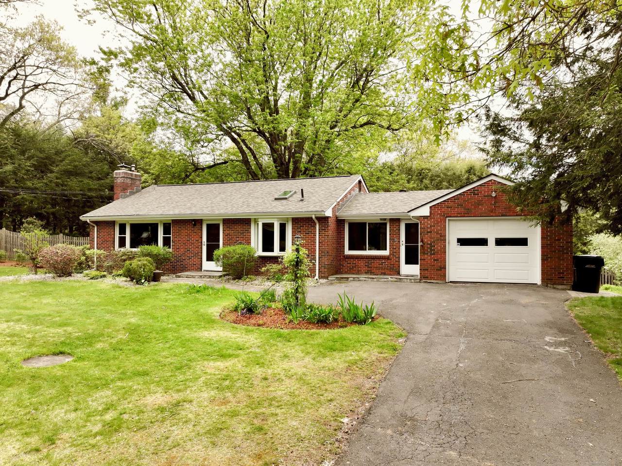 27 Williams Road - Photo 1