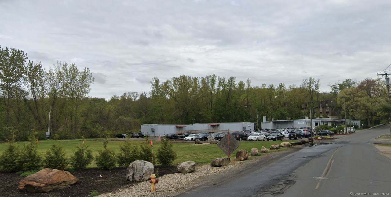 101 Pierpont Road - Photo 1