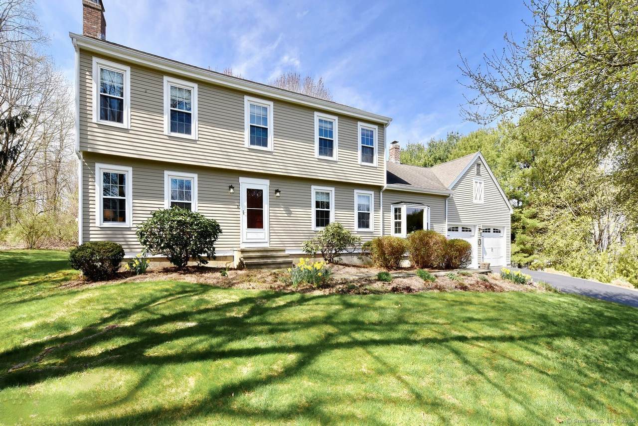 109 Heatherwood Drive - Photo 1