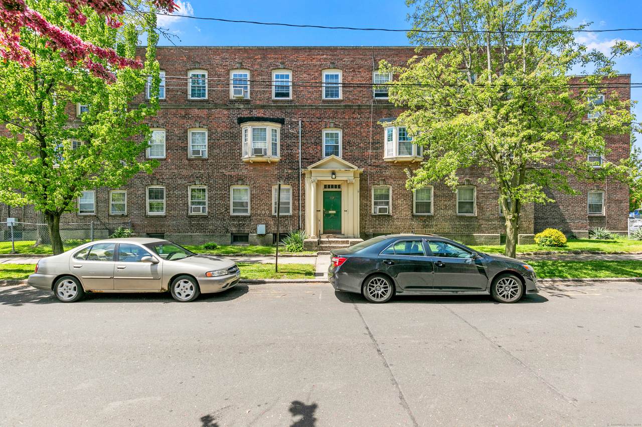 557 Wilmot Avenue - Photo 1