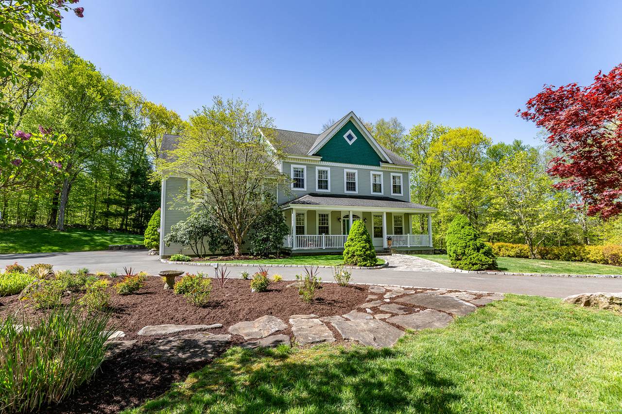 87 Shortwoods Road - Photo 1