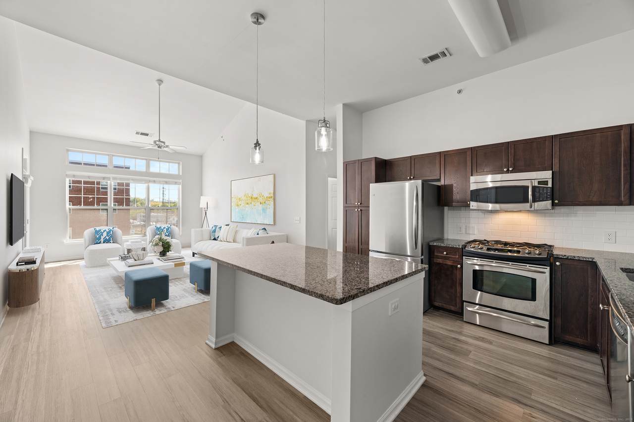 850 Main Street - Photo 1