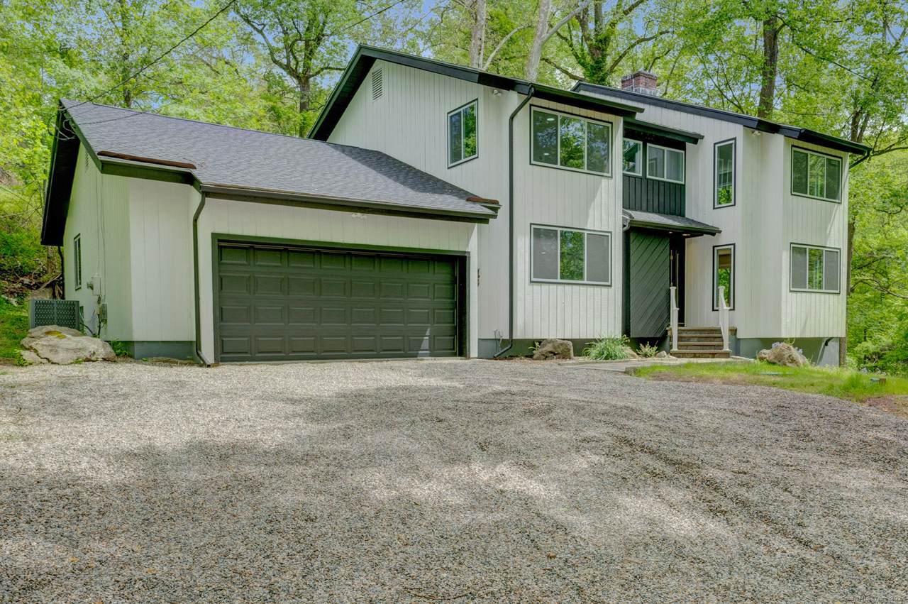 33 Heather Drive - Photo 1