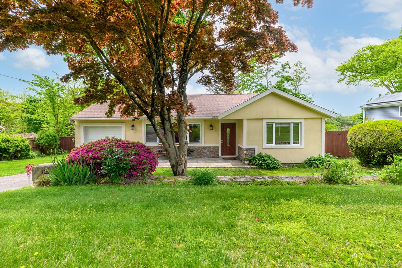 18 Edith Lane - Photo 1