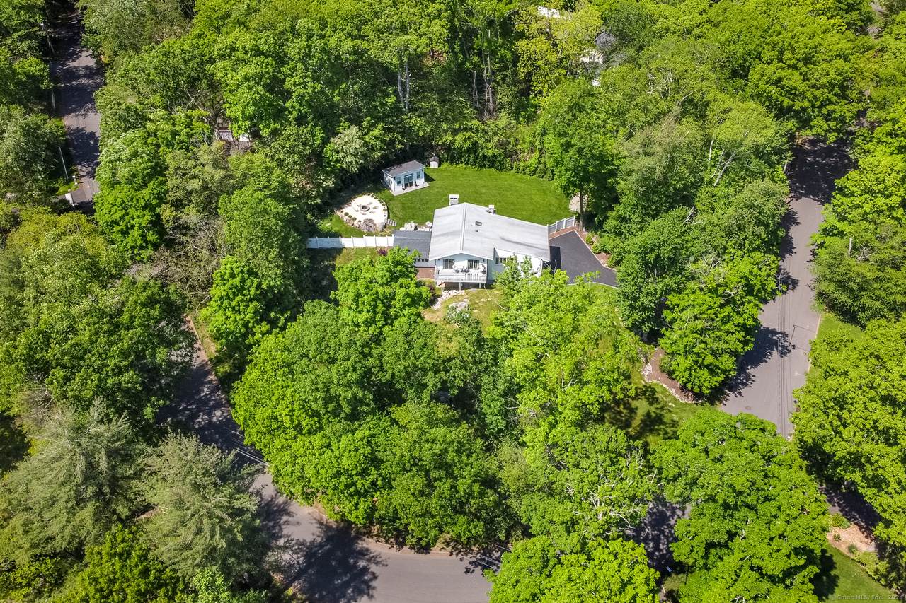 135 Gary Road - Photo 1
