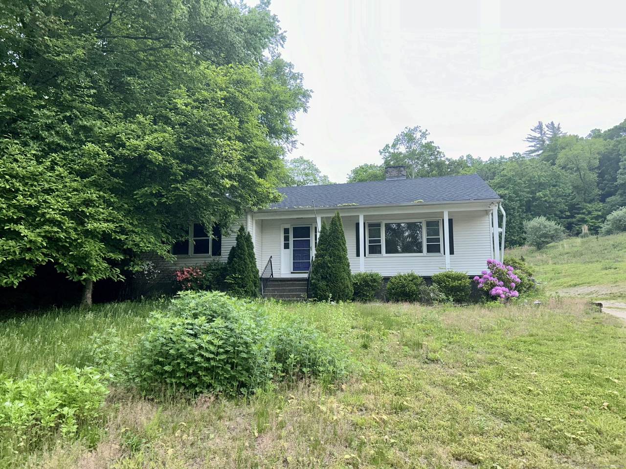 626 Roosevelt Drive - Photo 1