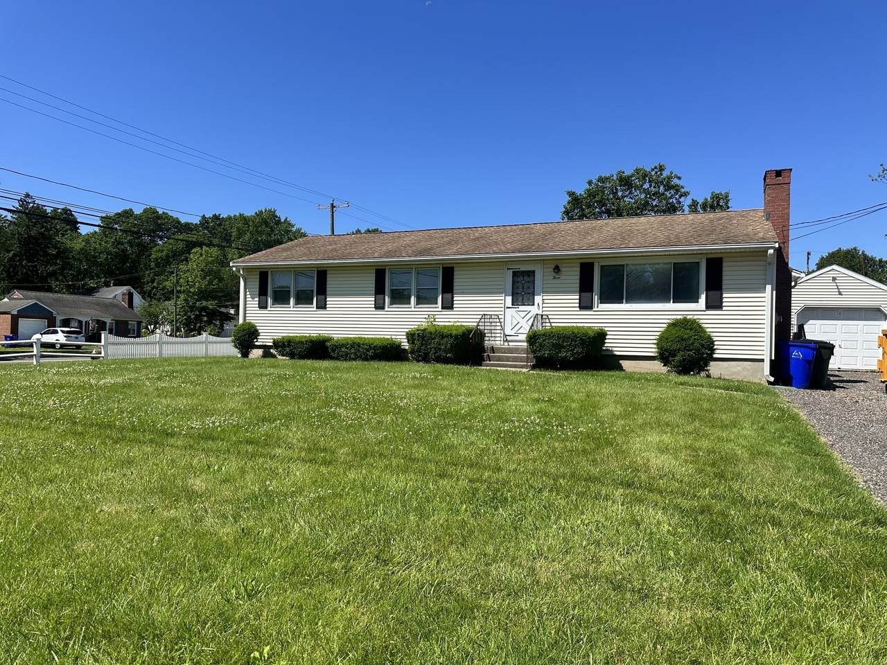 3 Carson Avenue - Photo 1