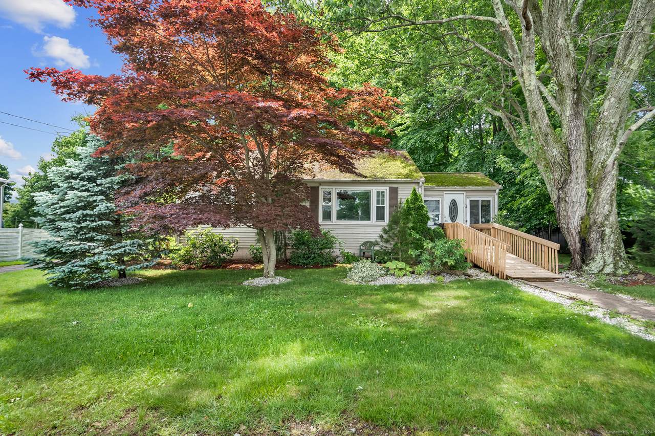 54 Surrey Lane - Photo 1
