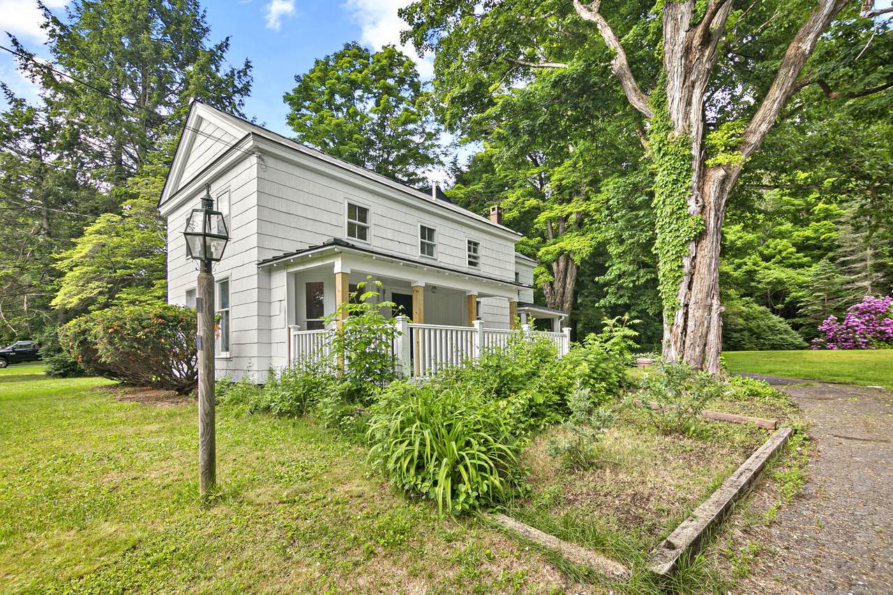 424 River Road - Photo 1