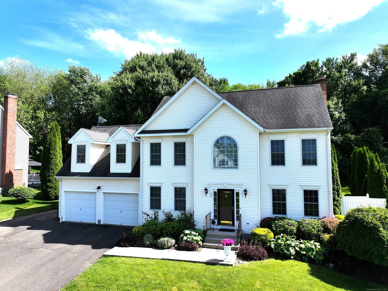 40 Carlson Drive - Photo 1